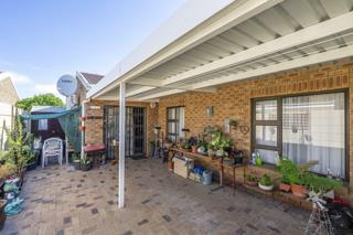 3 Bedroom Property for Sale in De Oude Spruit Western Cape